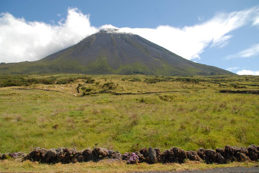 Pico volcano, Pico Island, Açores Archipel (2007) (Photo: Hugues)