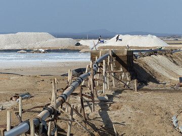 JOUR 4 : D'Afrera à Dodom (camp de base d'Erta Ale) - découverte des salines et de la ville d'Afrera (Photo: Ingrid)