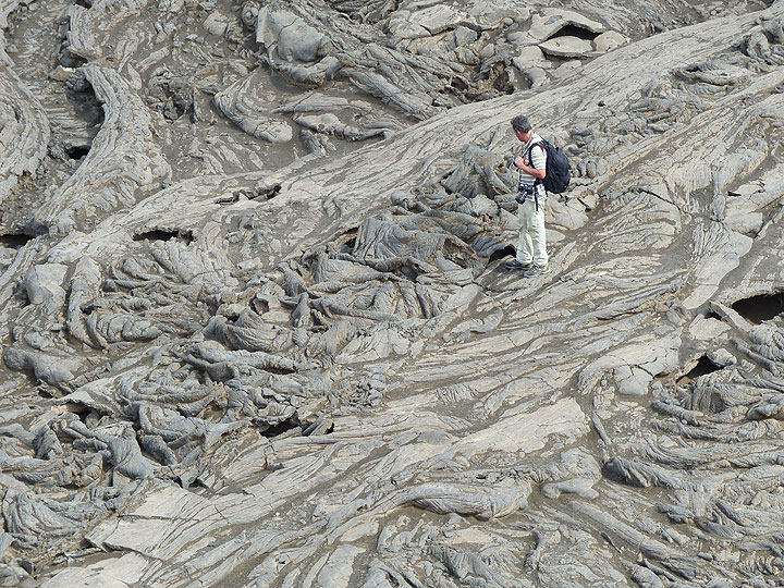DAYS 5-6-7: Erta Ale - Lost in the folds and wrinkles of a pahoehoe lava desert. (Photo: Ingrid)