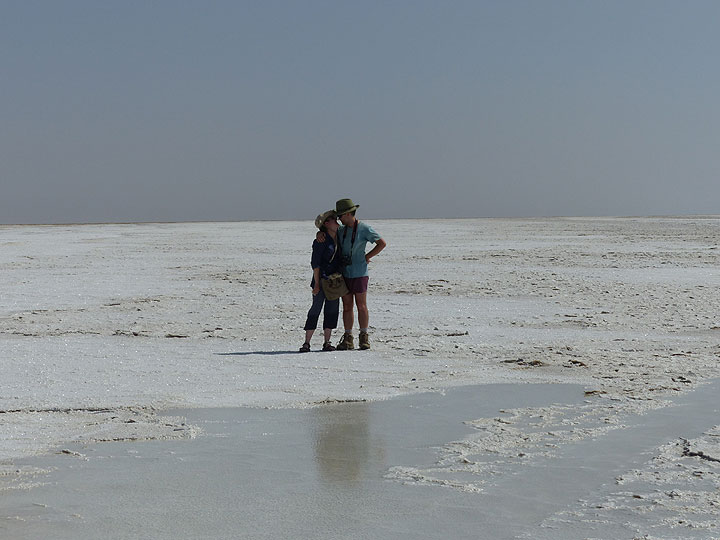 DAY 10: Lake Assale - Salt desert love :-) (Photo: Ingrid)