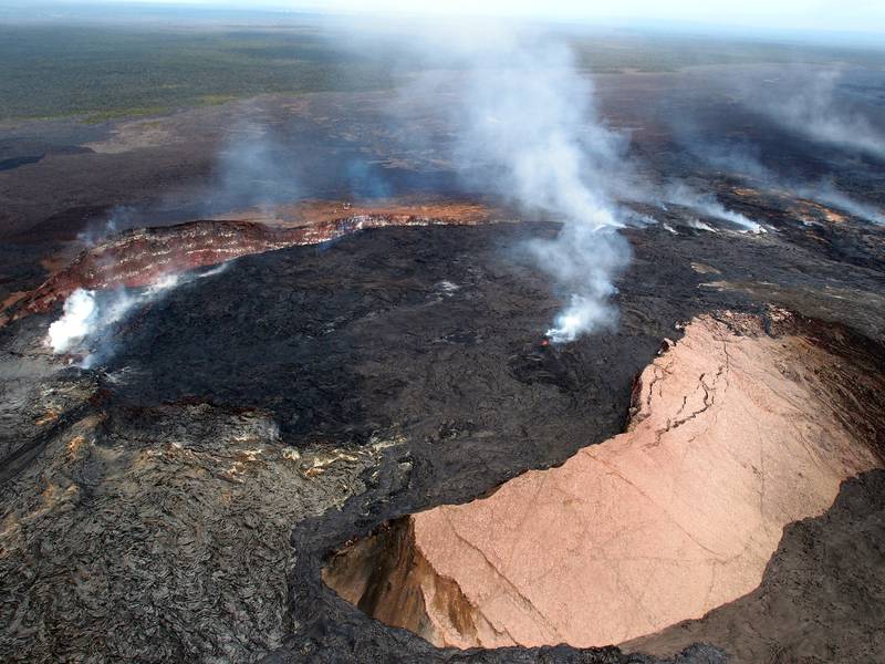 Photo Of The Day By Janka Aerial View Of The Erupting Pu U O O Vent Kilauea Volcano Big Island Hawaii Volcanodiscovery
