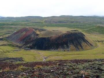Der Grábrók-Krater ist das Ergebnis einer Spalteneruption, die vor weniger als 3000 Jahren durch das Vulkansystem Ljósufjöll in Island verursacht wurde (Photo: Janka)