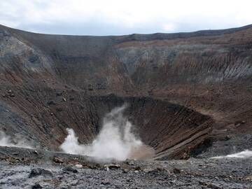 Fumarolen im Fossa-Krater, Insel Vulcano, Italien (Photo: Janka)