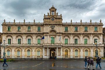 Catania, Piazza Università (Photo: Markus Heuer)