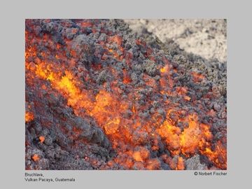 Lava flow at Pacaya volcano (Guatemala) (Photo: Norbert Fischer)