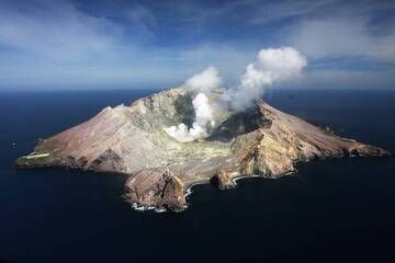 Aerial view of White Island volcano, New Zealand (Photo: Richard Arculus)