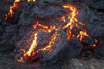 Orteil de lave pahoehoe actif épineux (Photo: Ronny Quireyns)