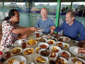 ... too many dishes to choose from;-) (Photo: Ronny Quireyns)