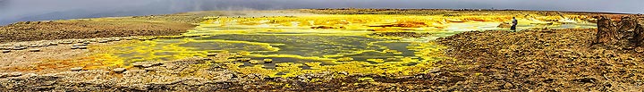Panorama de Dallol avec étangs verts (c)