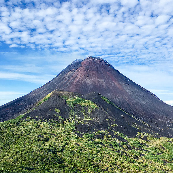 Vulkan Soputan (Photo: Thomas Spinner)