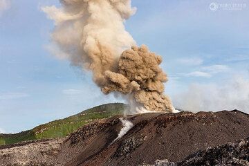 Ibu volcano (Photo: Thomas Spinner)