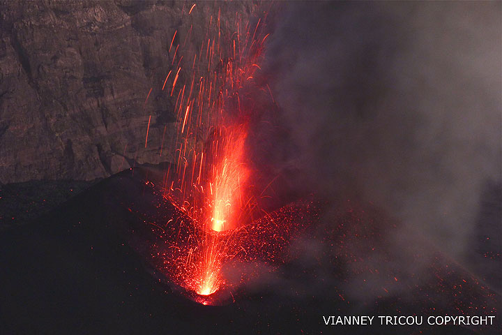 Raung Volcano Earthquakes: Latest Quakes Past 14 Days | VolcanoDiscovery