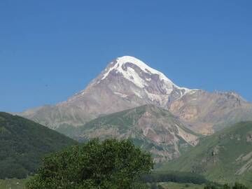 Estratovolcán Monte Kazbek, Cáucaso, Georgia (Photo: WNomad)