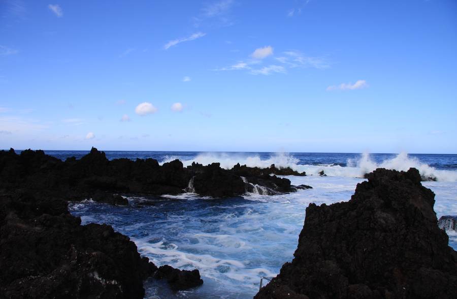 natural volcanic swimming pools of Biscoitos, Terceira Isl., Acores (Photo: WNomad)