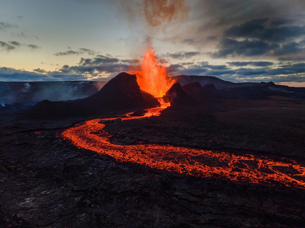 Fagradalsfjall eruption  Iceland  lava fountains and lava 
