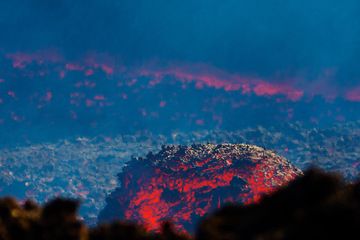 Lavakanal (Photo: Emanuela / VolcanoDiscovery Italia)