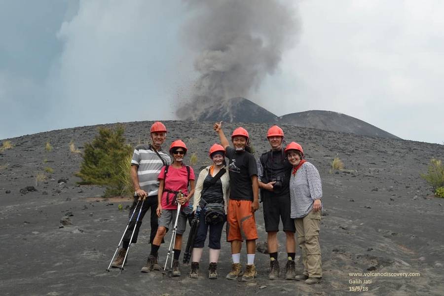 Our latest group on Anak Krakatau (15 Sep 2018) (Photo: Galih Jati)