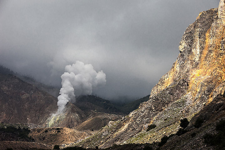 Vulkan Papandayan (Photo: Uwe Ehlers / geoart.eu)