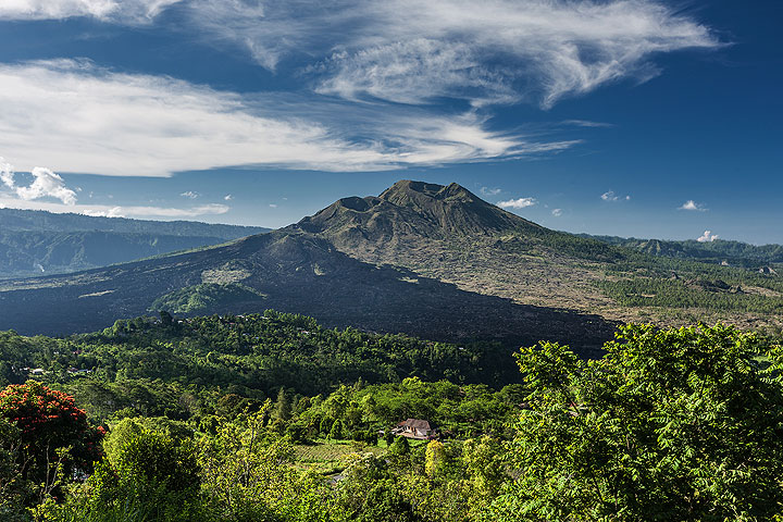 Batur volcano on Bali (Photo: Uwe Ehlers / geoart.eu)