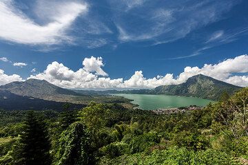 Batur caldera lake (Photo: Uwe Ehlers / geoart.eu)