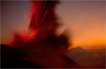 Pacaya in Guatemala von Dia-Film gescannt. (Photo: hedgepig)