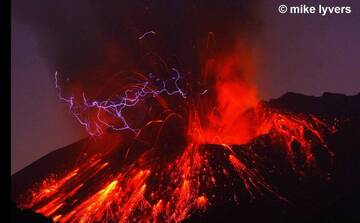 Sakurajima_night_eruption_1.jpg

Powerful eruption of Sakurajima volcano with volcanic lightning. (Photo: mlyvers)