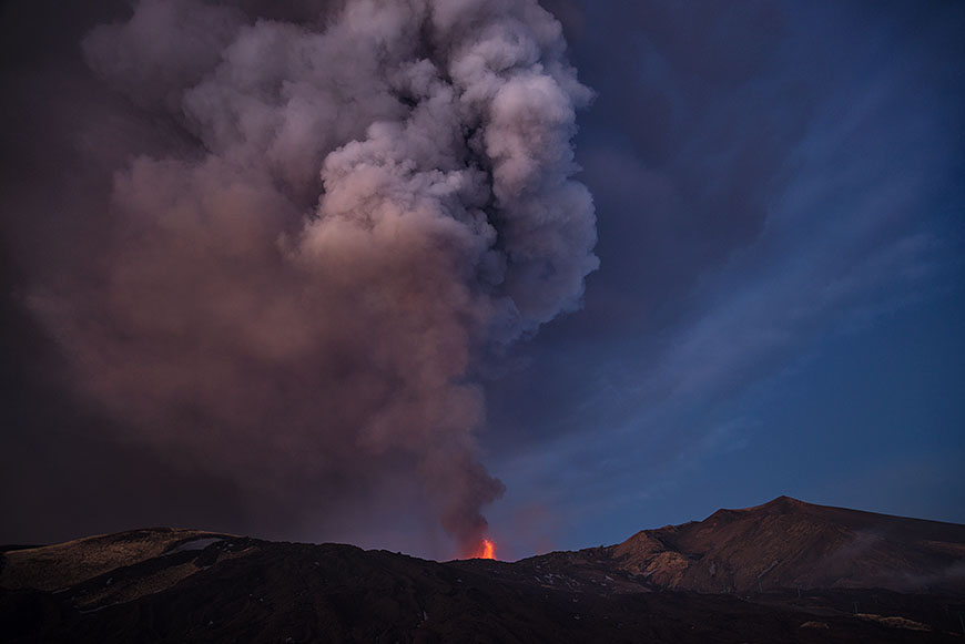 Voragine-Paroxysmus am 5. Dezember 2015 (Vulkan Ätna) (Photo: Martin Rietze)