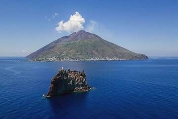 Aerial view of Stromboli island with Strombolicchio in front (June 2017) (Photo: Martin Rietze)