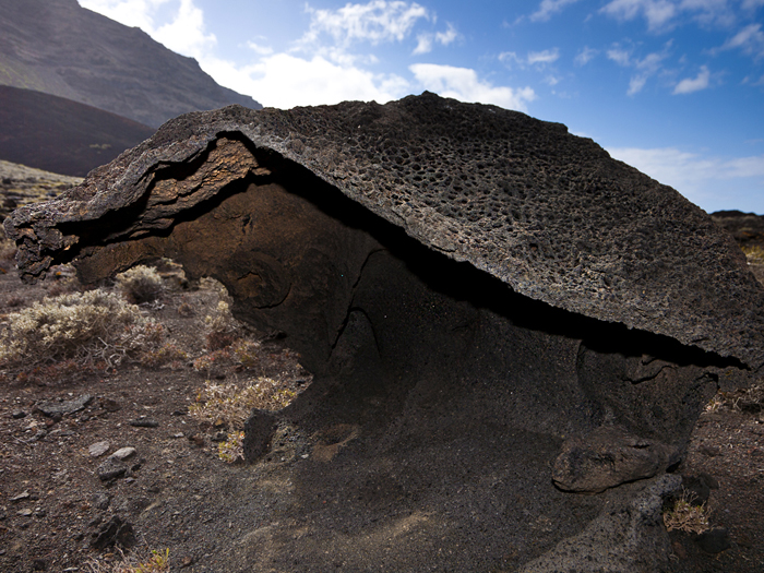 Eroded volcanic rock on El Hierro island (Photo: Tobias Schorr)