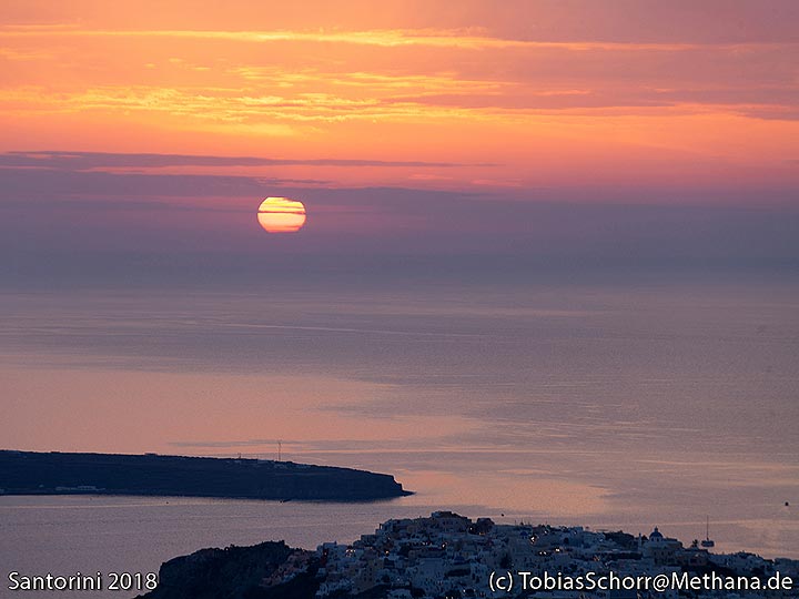 Der „berühmte“ Sonnenuntergang von Ia. (Photo: Tobias Schorr)