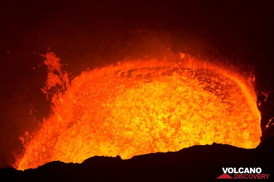 Marum lava lake (Photo: Yashmin Chebli)