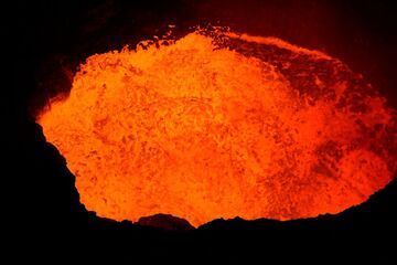Marum volcano's lava lake (Photo: Yashmin Chebli)