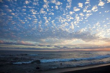 Evening above the coral reef (Photo: Tom Pfeiffer)