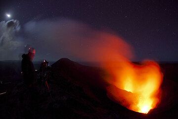 yasur_i1151.jpg (Photo: Tom Pfeiffer)