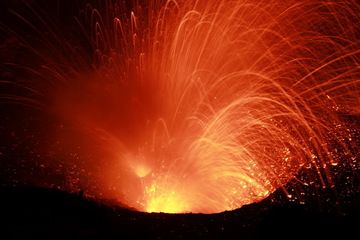 Majestueuse éruption strombolienne du volcan Yasur
Y.Chebli
12tanr.jpg (Photo: Yashmin Chebli)