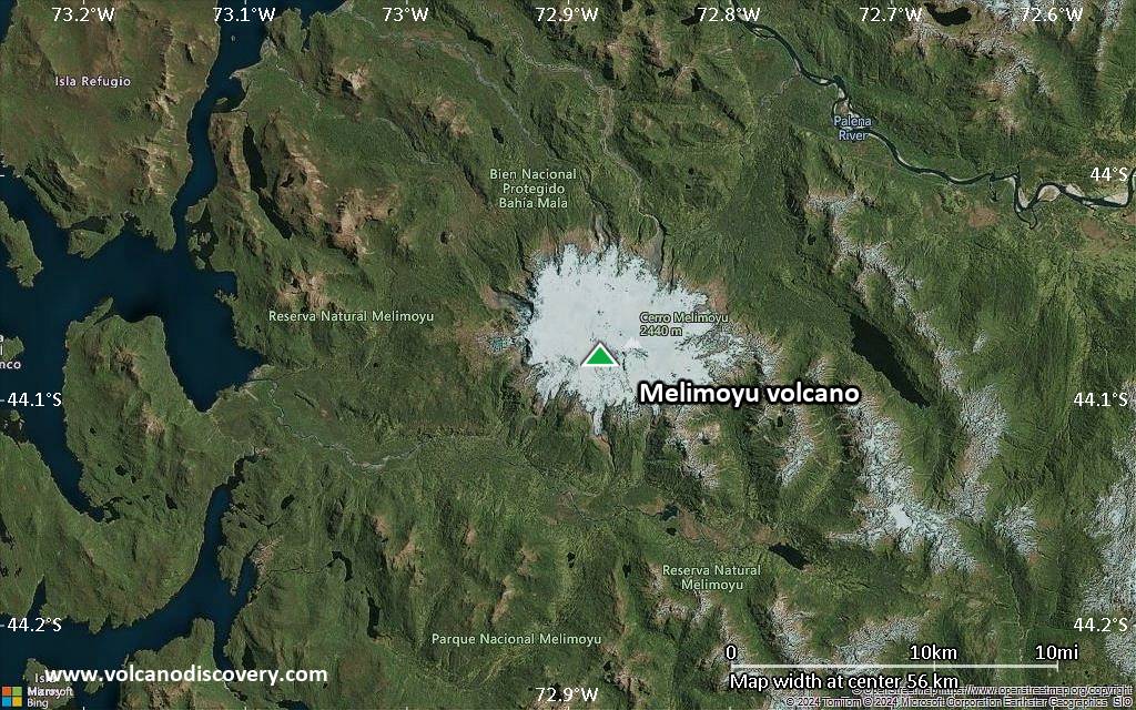 Satellite/aerial-type map of Melimoyu volcano (scale of 10s of km)