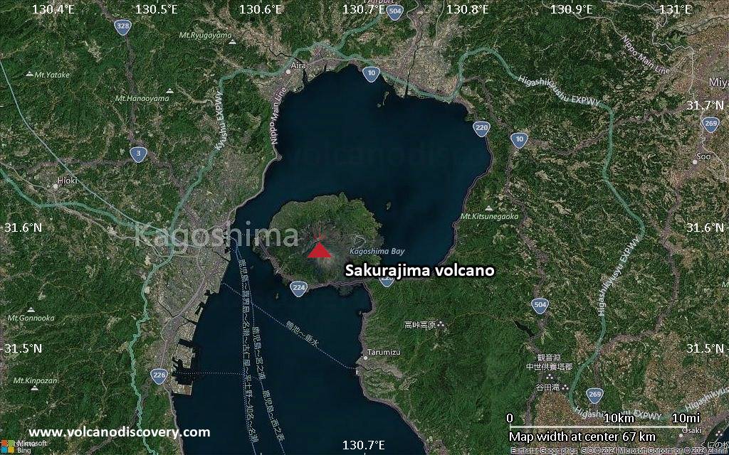 Satellite/aerial-type map of Sakurajima volcano (scale of 10s of km)