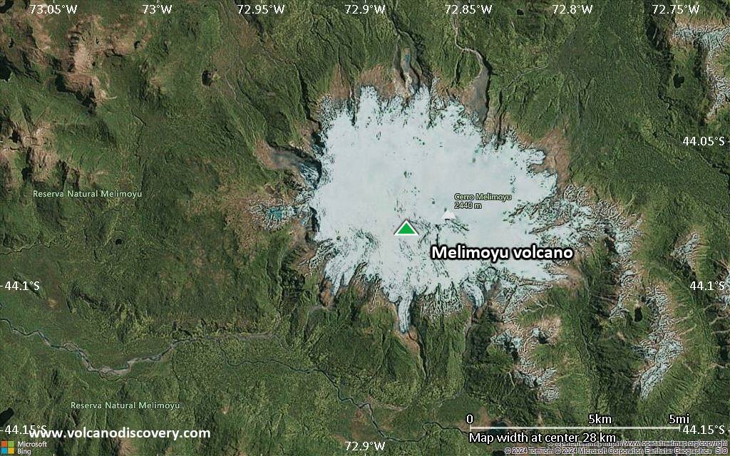 Satellite/aerial-type map of Melimoyu volcano (scale of 20-40 km)