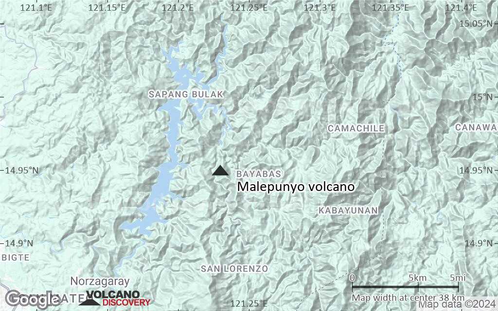 Terrain-type map of Malepunyo volcano (scale of 20-40 km)