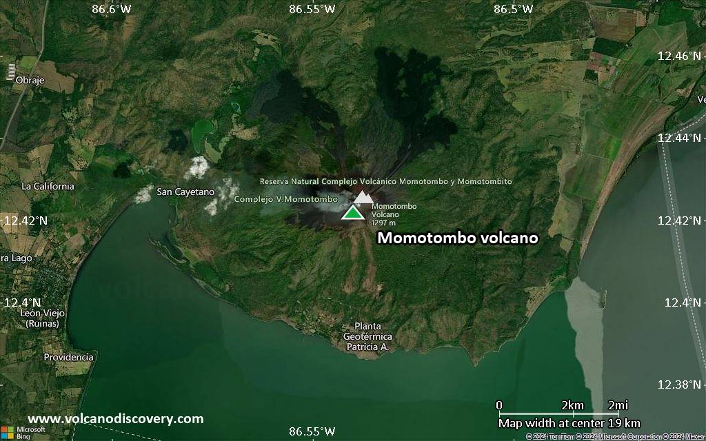 Satellite/aerial-type map of Momotombo volcano (scale of approx. 10-20 km)