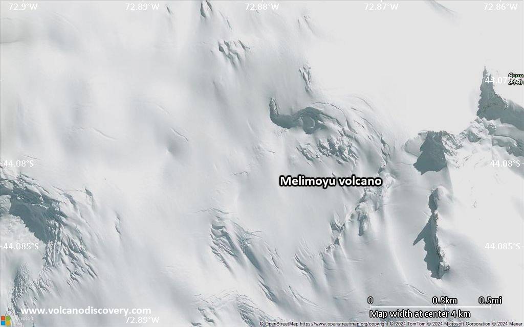 Satellite/aerial-type map of Melimoyu volcano (scale of few kilometers)