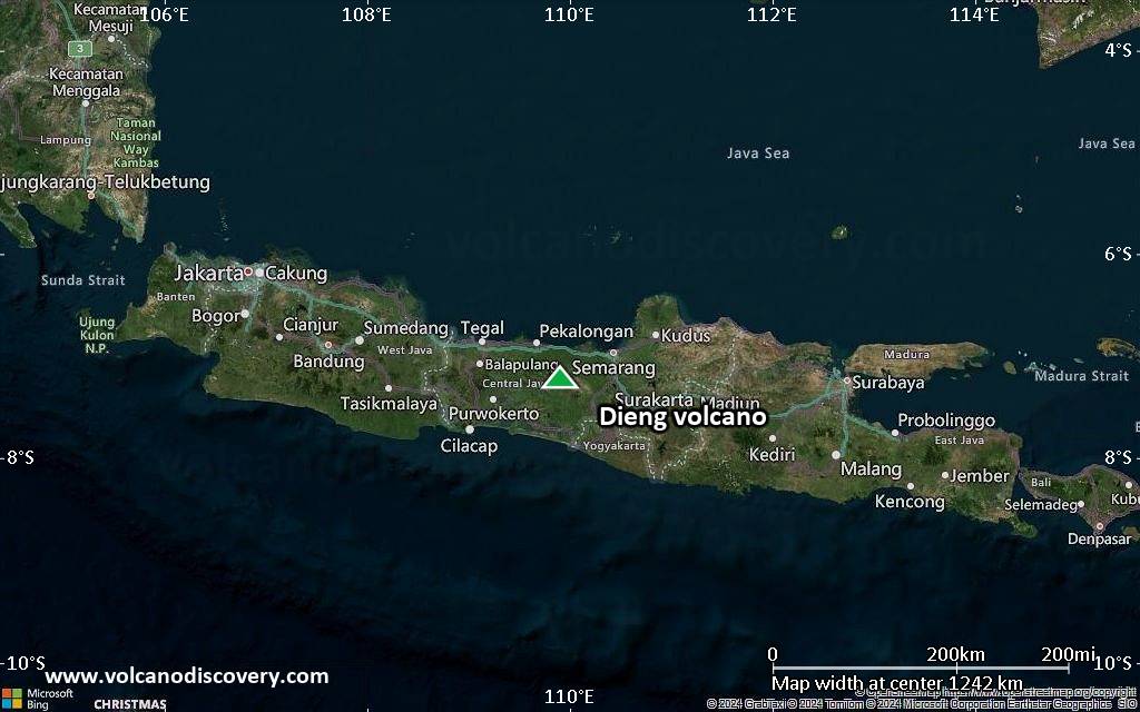 Satellite/aerial-type map of Dieng volcano (region scale small)