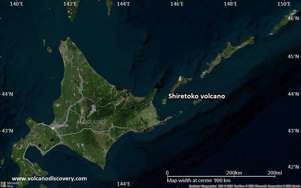 Satellite/aerial-type map of Shiretoko volcano (region scale small)