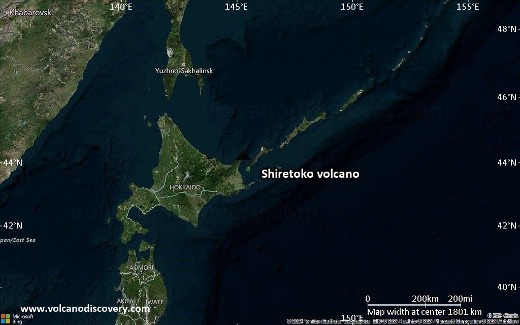 Satellite/aerial-type map of Shiretoko volcano (region scale medium)