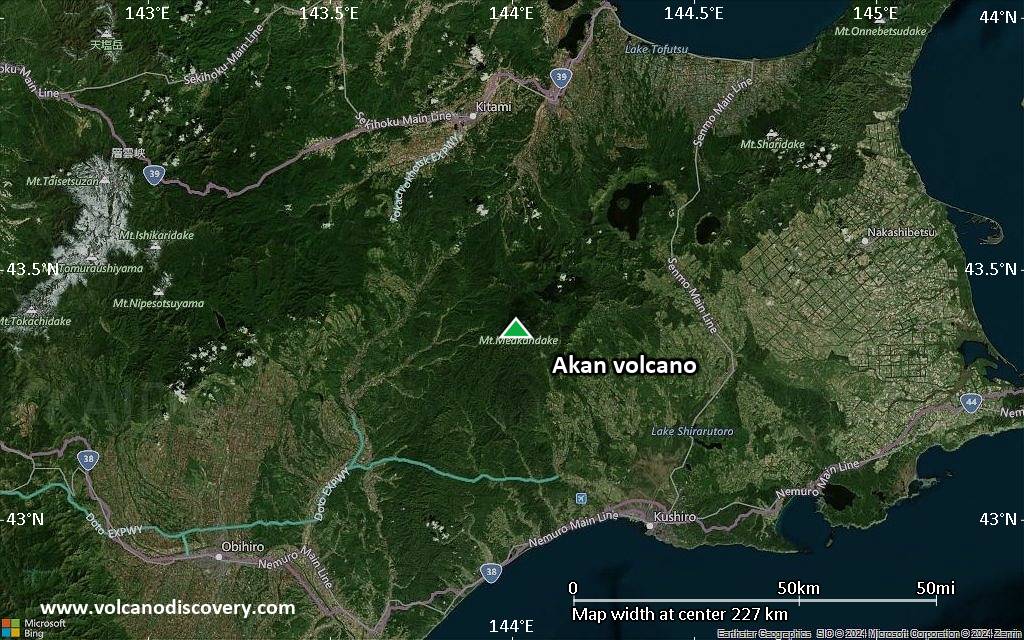Satellite/aerial-type map of Akan volcano (local scale medium)