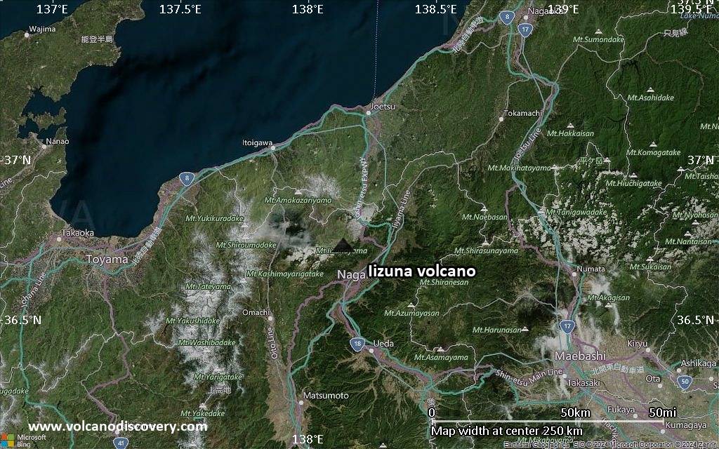Satellite/aerial-type map of Iizuna volcano (local scale medium)