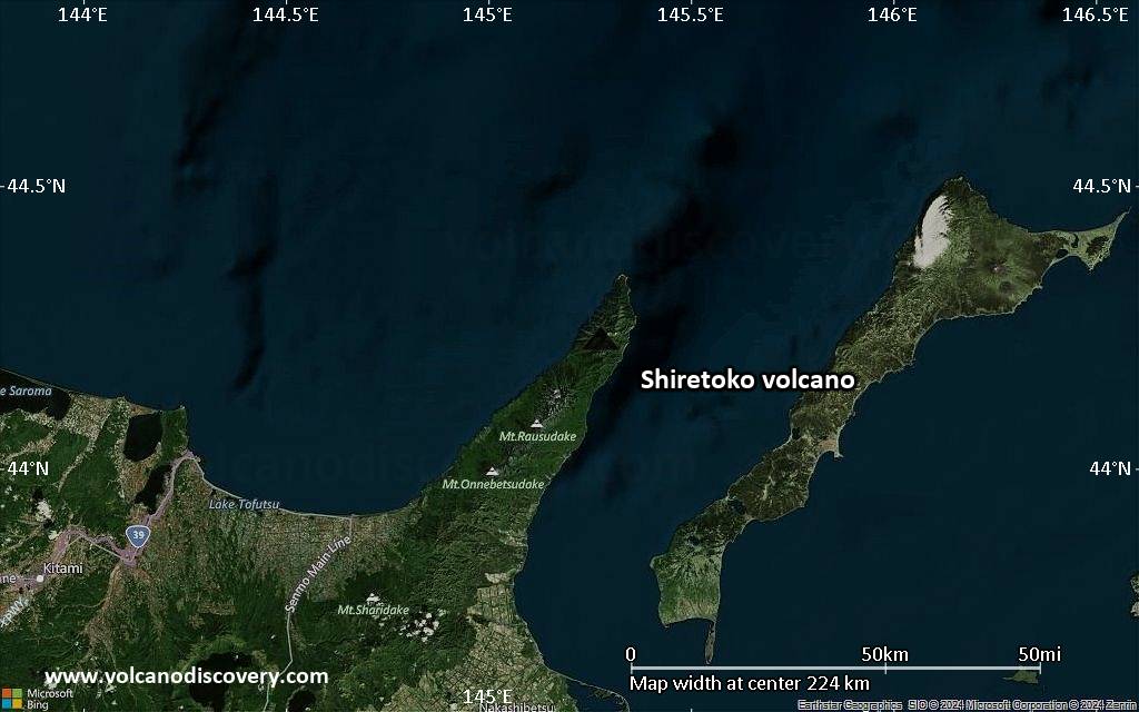 Satellite/aerial-type map of Shiretoko volcano (local scale medium)