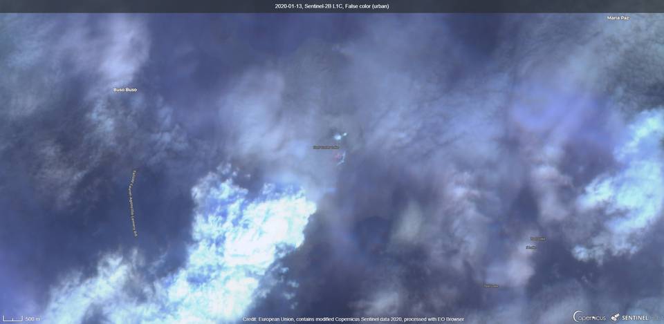 Detected thermal signals from the Taal´s main crater captured by satellite (image: Sentinel 2)
