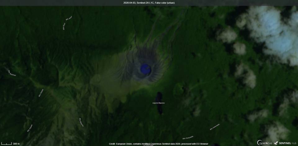 Rincon de la Vieja volcano from satellite (image: Sentinel 2)