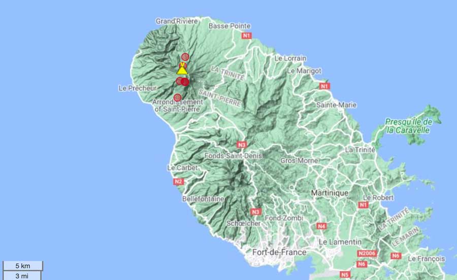 Location of earthquakes under Mt Pelée during the past 14 days